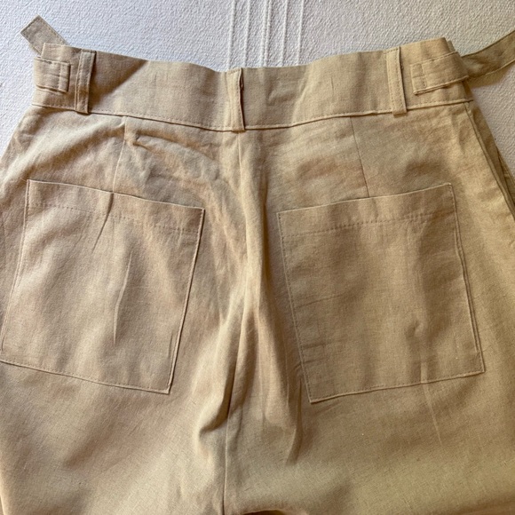 Pants. Effortless Cotton Khakis – Wide-Leg, High-Waisted. - Picture 5 of 6